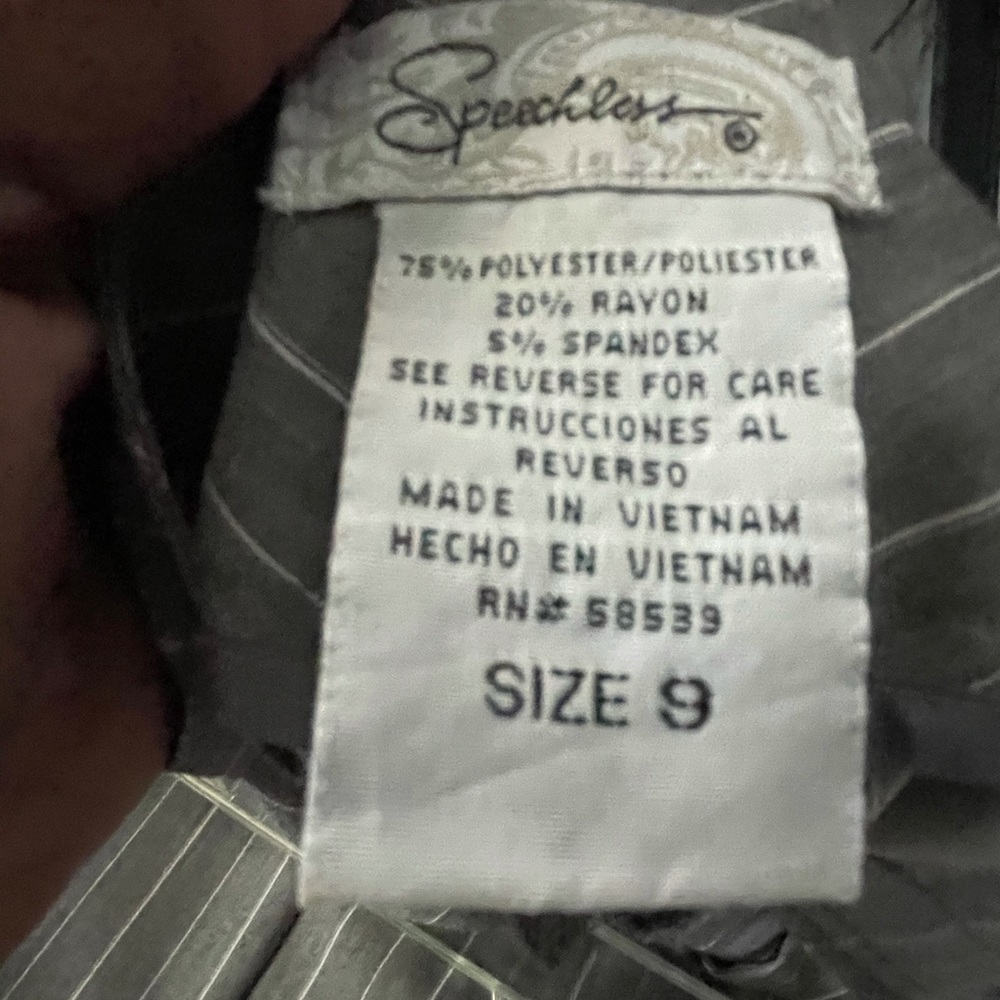Gray size 9